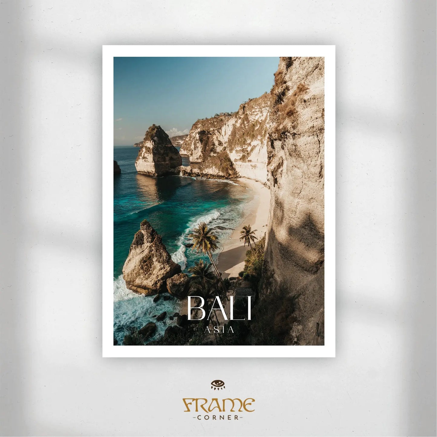 Affiche Bali - Plage et Falaise Frame Corner France