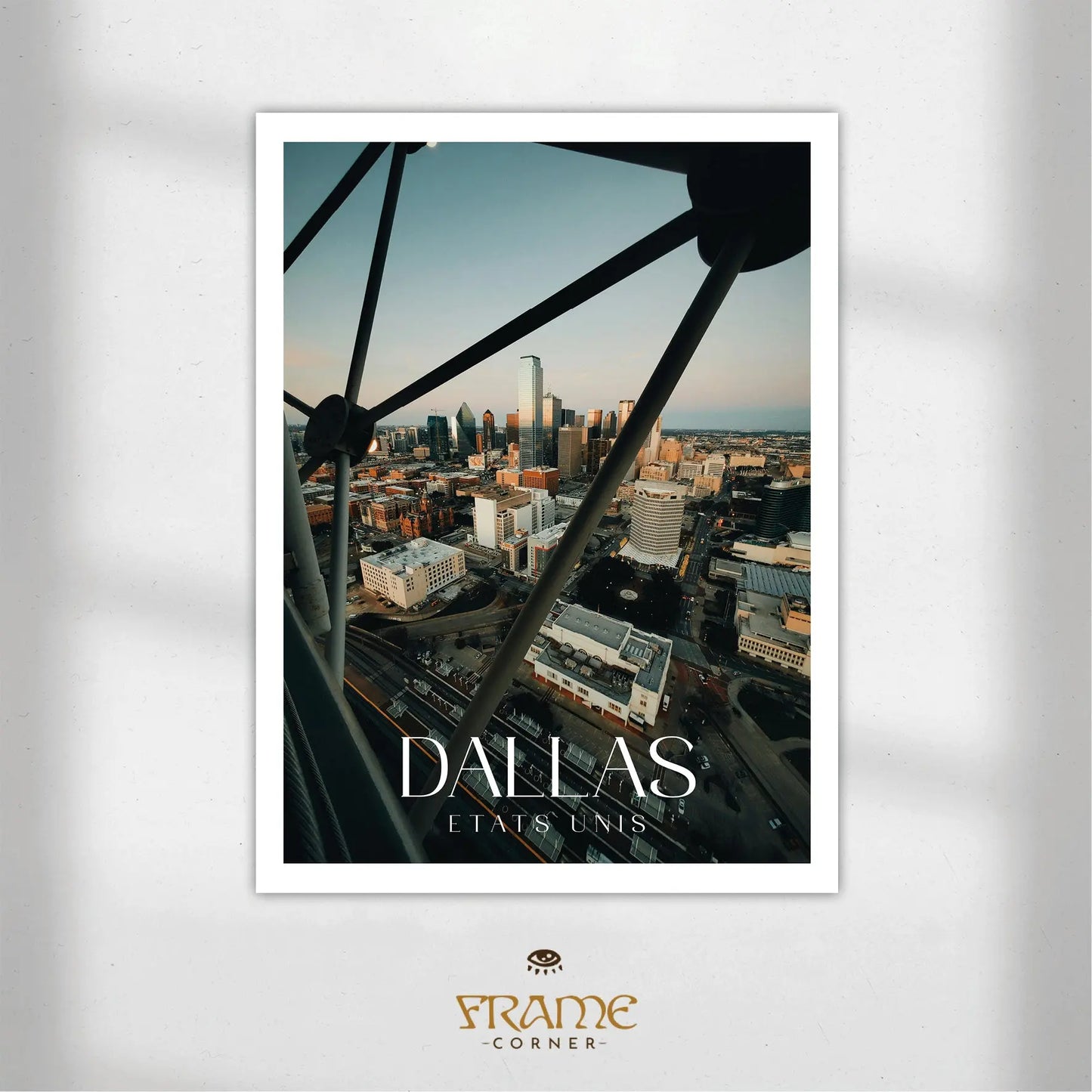Affiche Dallas - Vue panoramique de la ville Frame Corner