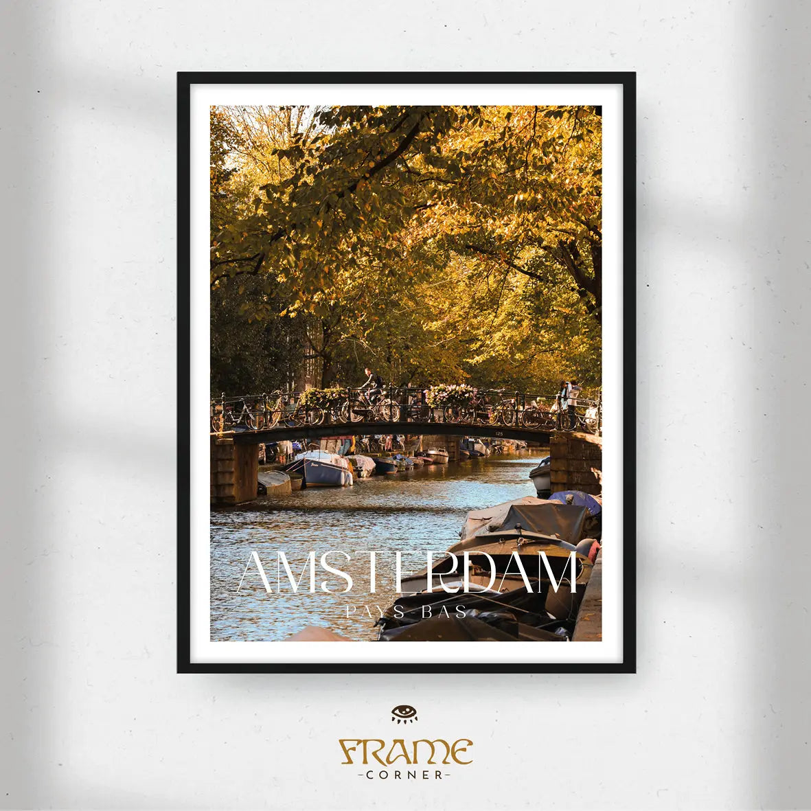 Affiche Amsterdam - Le canal en automne Frame Corner