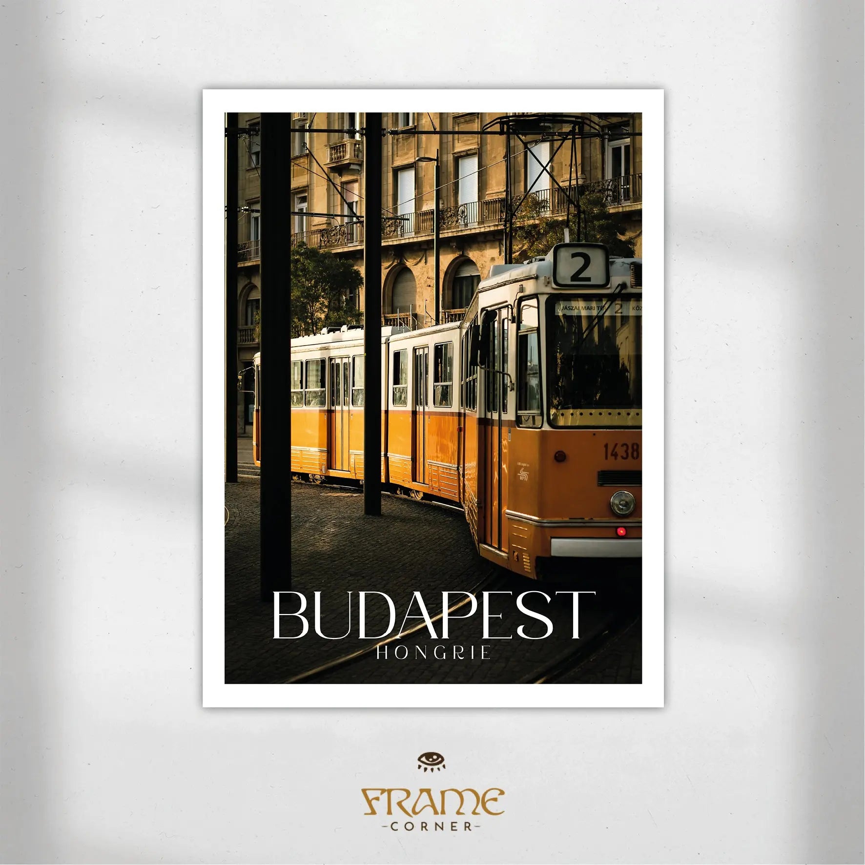 Affiche Budapest - Tramway jaune Frame Corner France