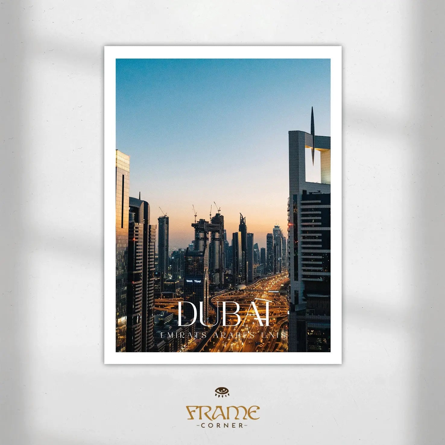 Affiche Dubaï - Skyline nocturne Frame Corner